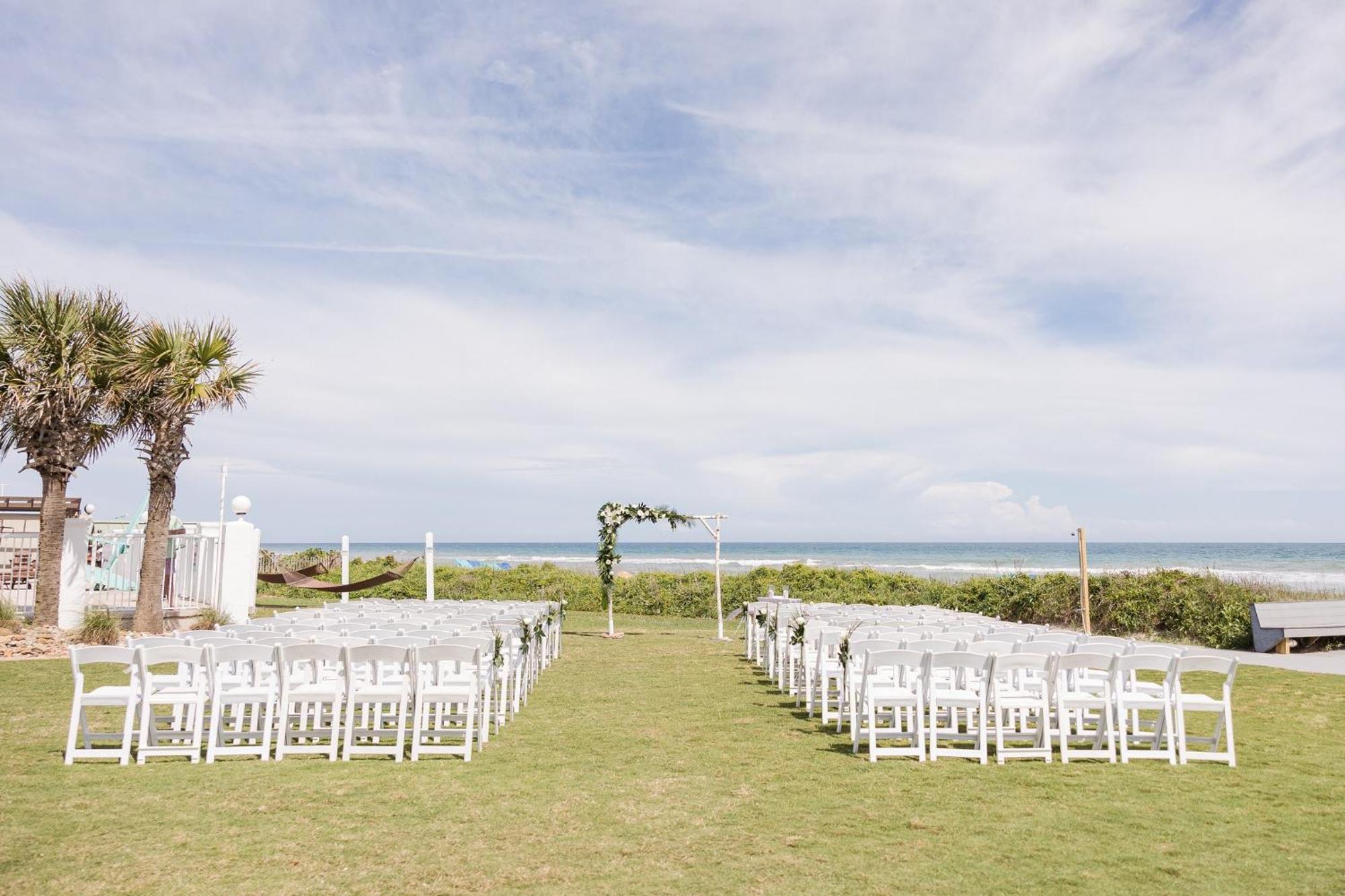 אמרלד אייל Islander Hotel & Resort מראה חיצוני תמונה