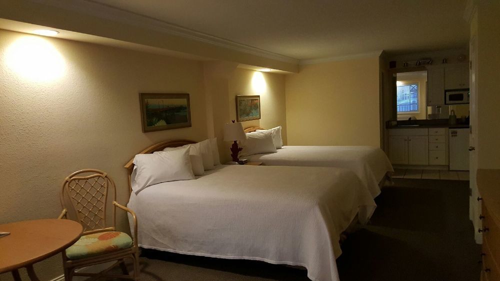 אמרלד אייל Islander Hotel & Resort מראה חיצוני תמונה